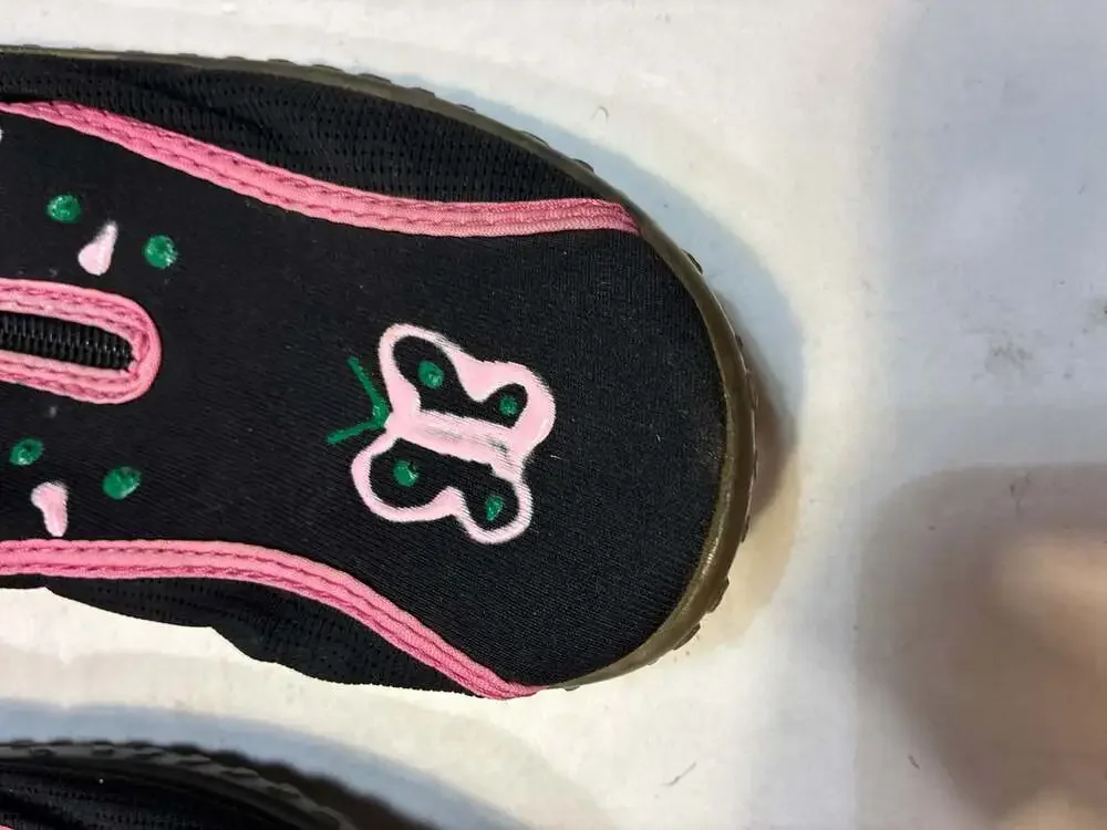 Speedo Girls Zipwalker Water Shoes Black Pink Size M Swim Shoes